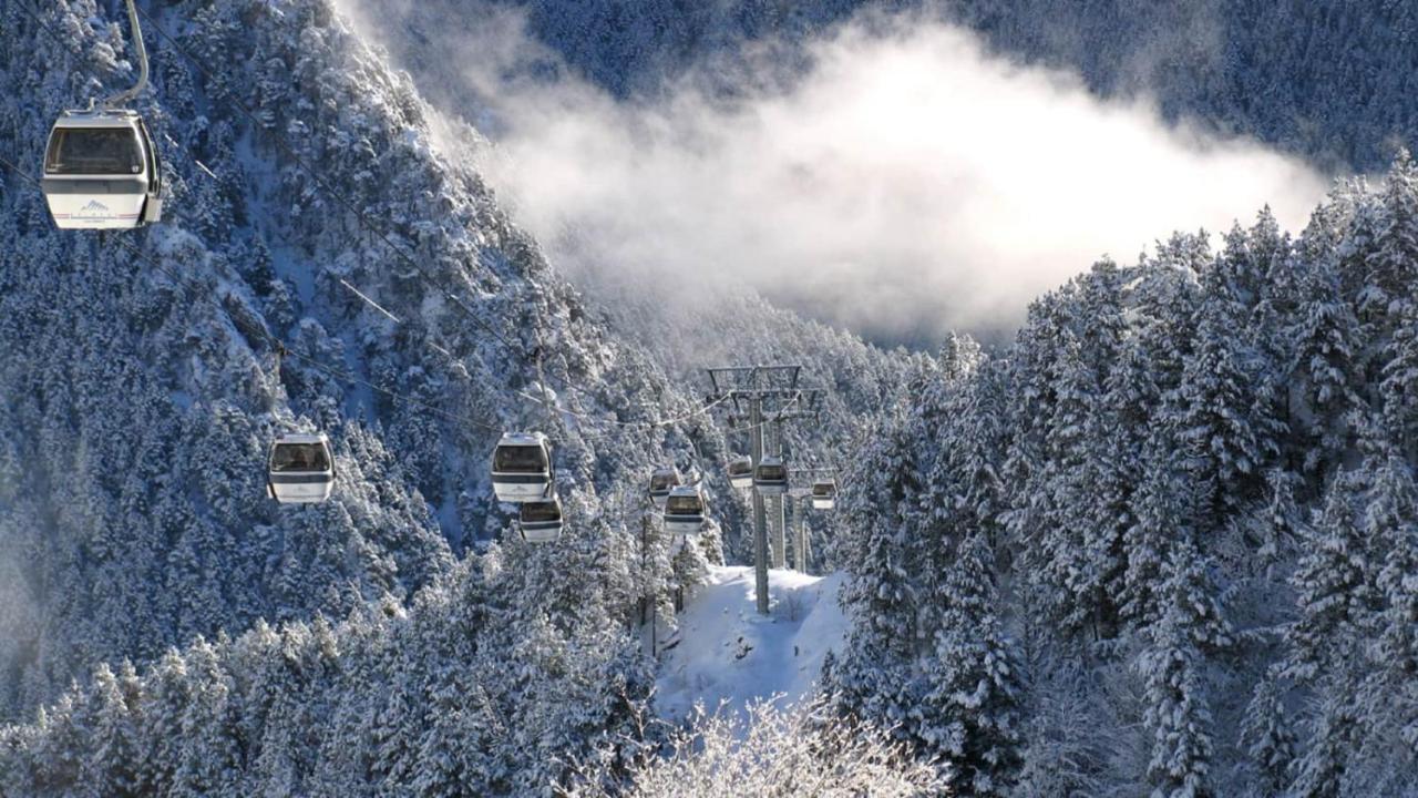 Hotel Xalet Verdu Аринсал Екстериор снимка